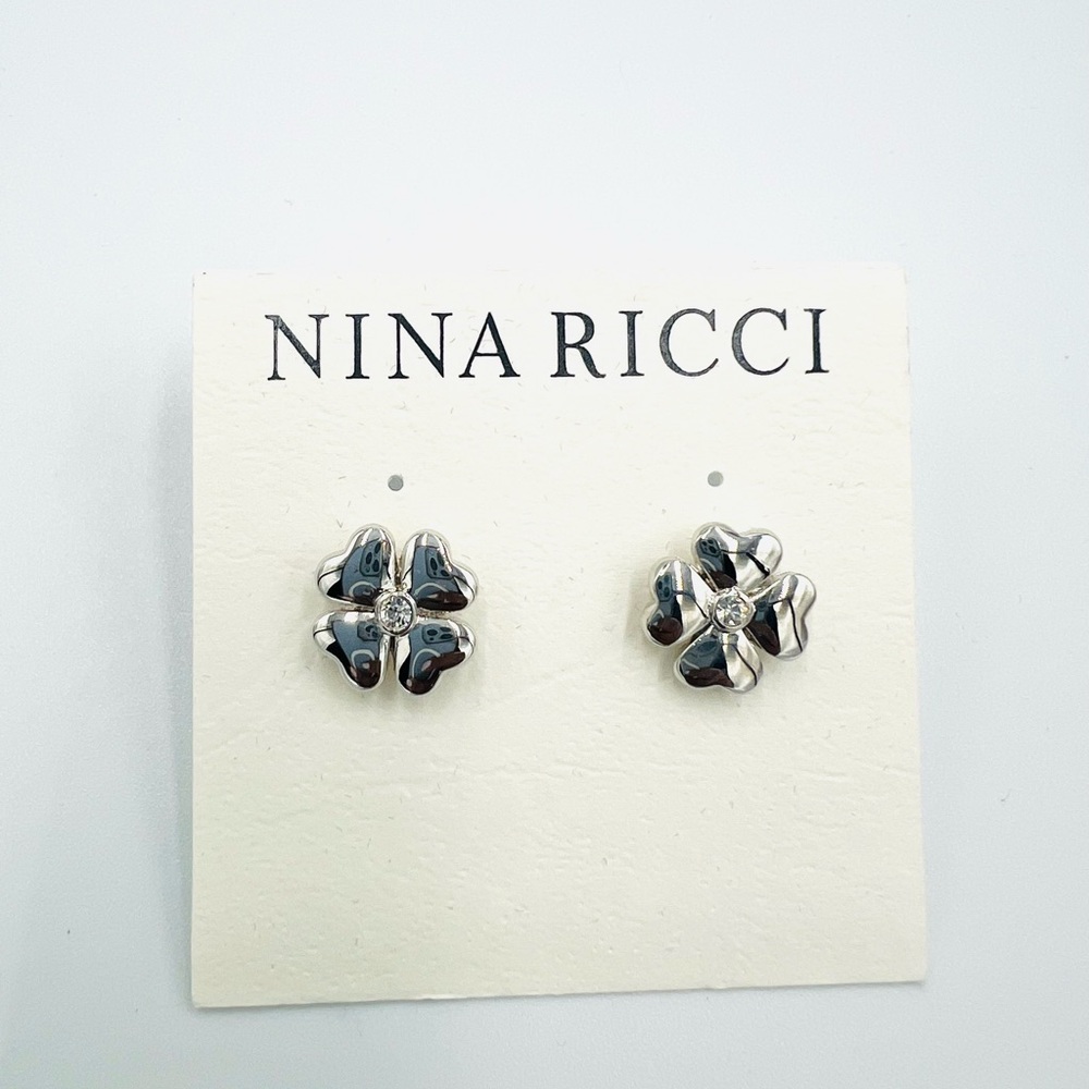 Nina Ricci Silver Clover Stud Earrings